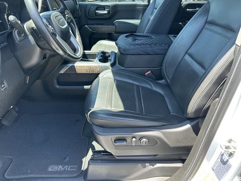 Used 2022 GMC Sierra 2500 Denali w/ Denali Ultimate Package AWD/4WD image 14