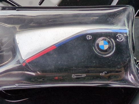 Used 2024 BMW i5 eDrive40i w/ Executive Package RWD image 35