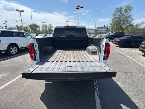 Used 2021 GMC Sierra 1500 SLT w/ SLT Convenience Package AWD/4WD image 21