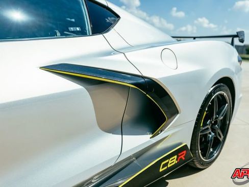 Used 2021 Chevrolet Corvette Stingray Premium Cpe w/ Z51 Performance Package image 34