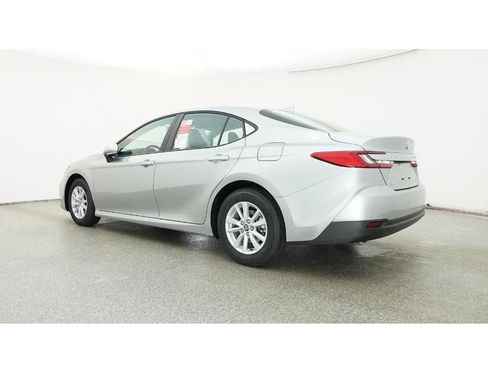 New 2026 Toyota Camry LE image 21