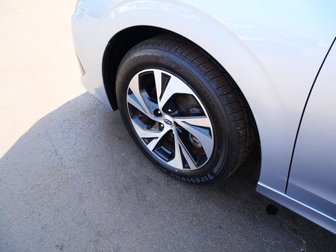 Used 2022 Subaru Legacy Premium AWD/4WD image 31