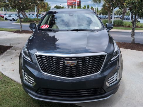 Used 2020 Cadillac XT5 Premium Luxury AWD/4WD image 3