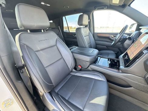 Certified 2025 GMC Yukon Denali image 27