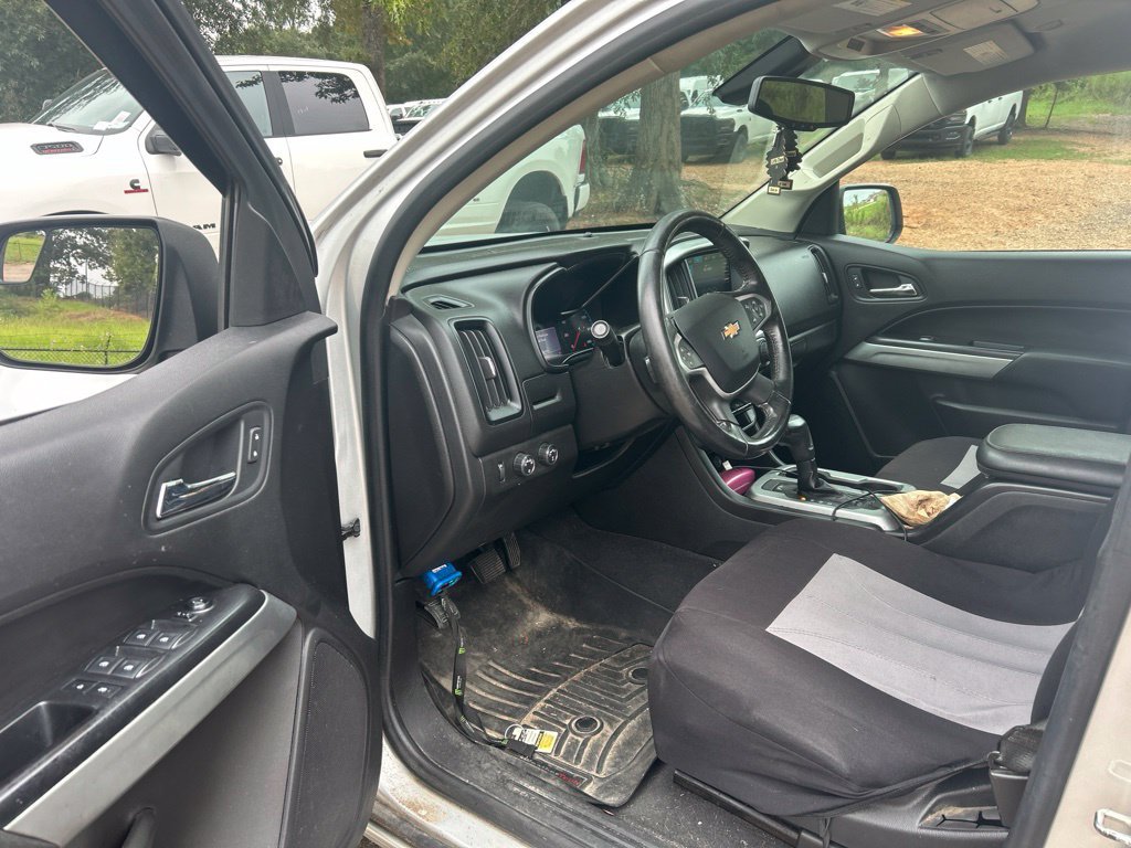 Used 2019 Chevrolet Colorado LT AWD/4WD image 11