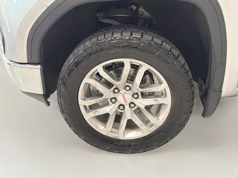 Used 2019 GMC Sierra 1500 SLT w/ SLT Premium Plus Package AWD/4WD image 25