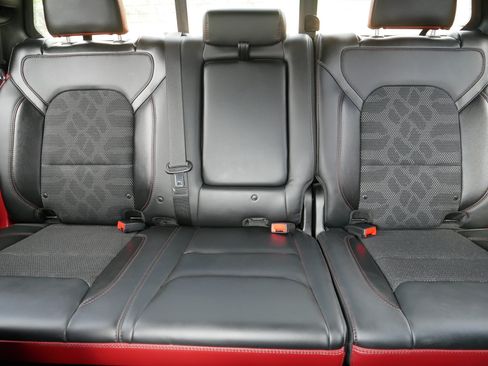 Used 2019 RAM 1500 Rebel w/ Rebel Level 2 Equipment Group AWD/4WD image 13