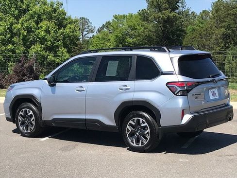 Certified 2026 Subaru Forester Premium w/ Base/Premium Package AWD/4WD image 4