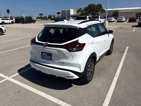 Used 2024 Nissan Kicks SR FWD image 5