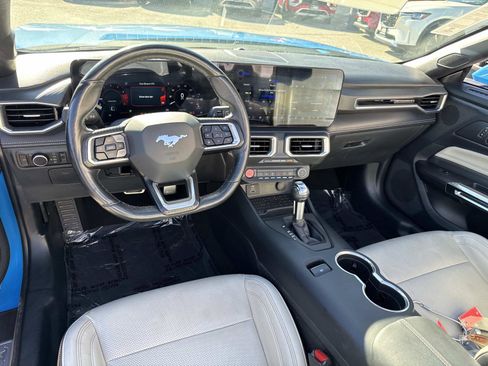 Used 2024 Ford Mustang Premium image 6