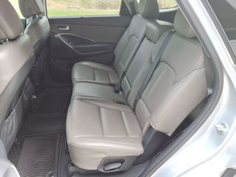 Used 2014 Hyundai Santa Fe GLS w/ Premium Package 05 image 28