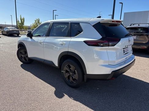 New 2026 Nissan Rogue SV w/ Cold Weather Package AWD/4WD image 4