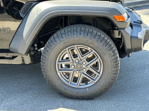New 2026 Jeep Wrangler Unlimited Sport AWD/4WD image 12
