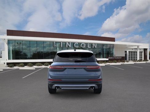 New 2026 Lincoln Corsair Premiere FWD image 5