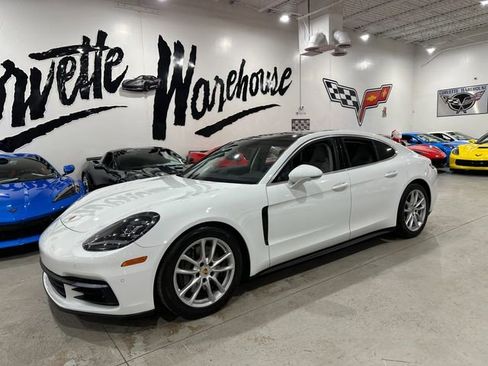 Used 2017 Porsche Panamera 4S w/ Sport Package image 24