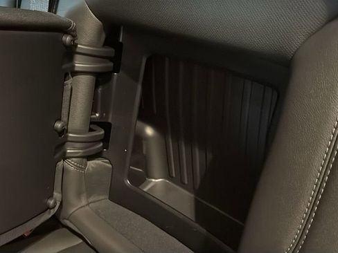 New 2026 GMC Sierra 1500 SLT w/ SLT Premium Plus Package image 19