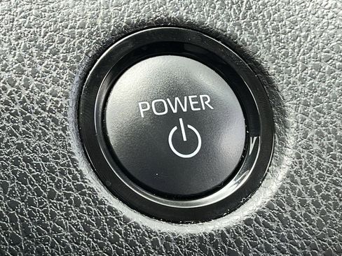 Used 2025 Toyota Camry LE FWD image 19
