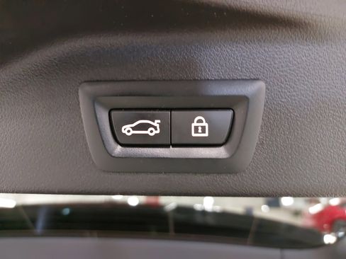 Used 2023 BMW X5 xDrive40i AWD/4WD image 13
