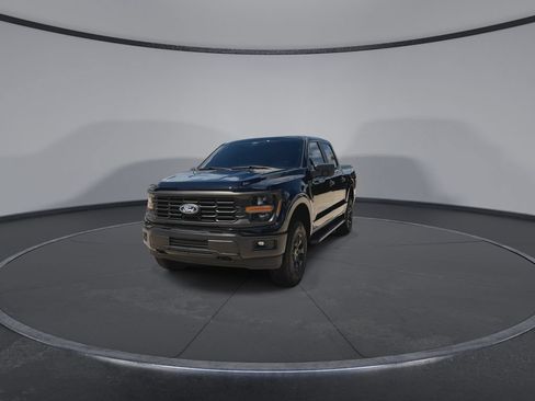 Used 2024 Ford F150 STX w/ Equipment Group 201A FX4 AWD/4WD image 4