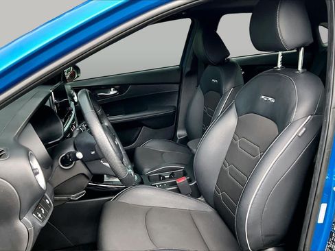 Used 2023 Kia Forte GT-Line w/ GT-Line Premium Package FWD image 8