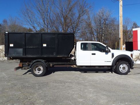 Used 2019 Ford F550 4x4 SuperCab Super Duty image 4
