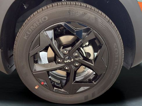 New 2026 Kia Seltos EX FWD image 41