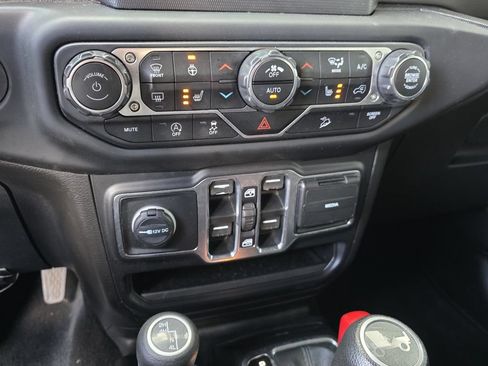 Used 2020 Jeep Wrangler Unlimited Sport S AWD/4WD image 20