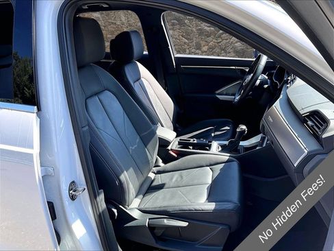 Used 2019 Audi Q3 2.0T Premium w/ Convenience Package AWD/4WD image 7