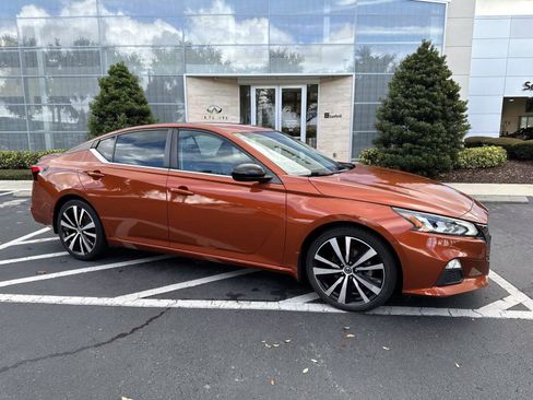 Used 2019 Nissan Altima 2.5 SR image 1