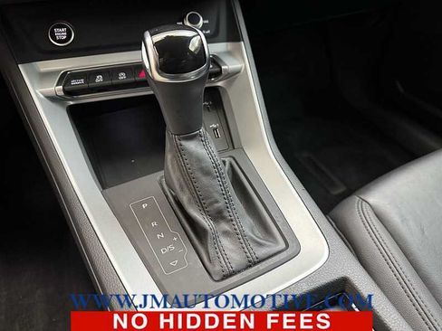 Used 2021 Audi Q3 2.0T Premium w/ Convenience Package AWD/4WD image 32