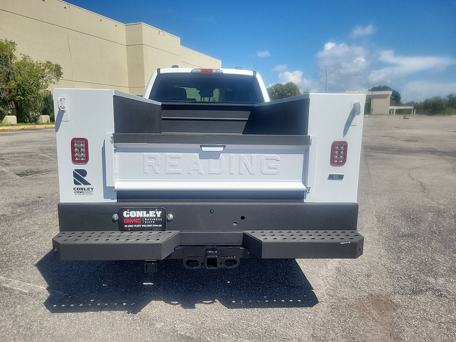 Used 2023 Ford F250 XL w/ XL Chrome Package RWD image 7