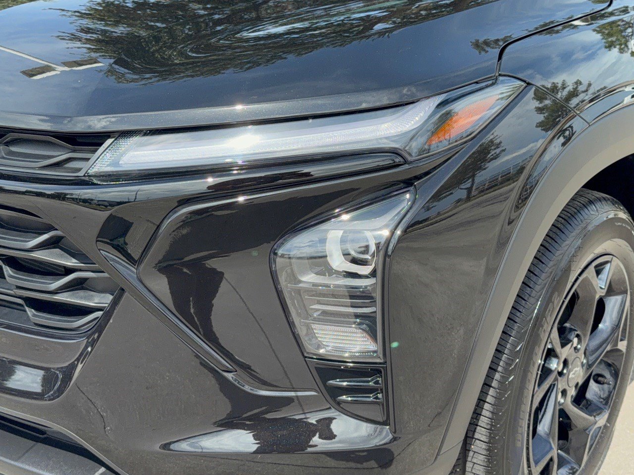 Certified 2026 Chevrolet Trax LT w/ Sunroof Package FWD image 12