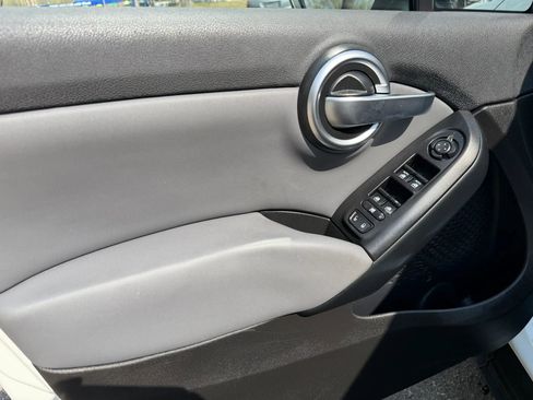 Used 2016 FIAT 500X Pop image 17