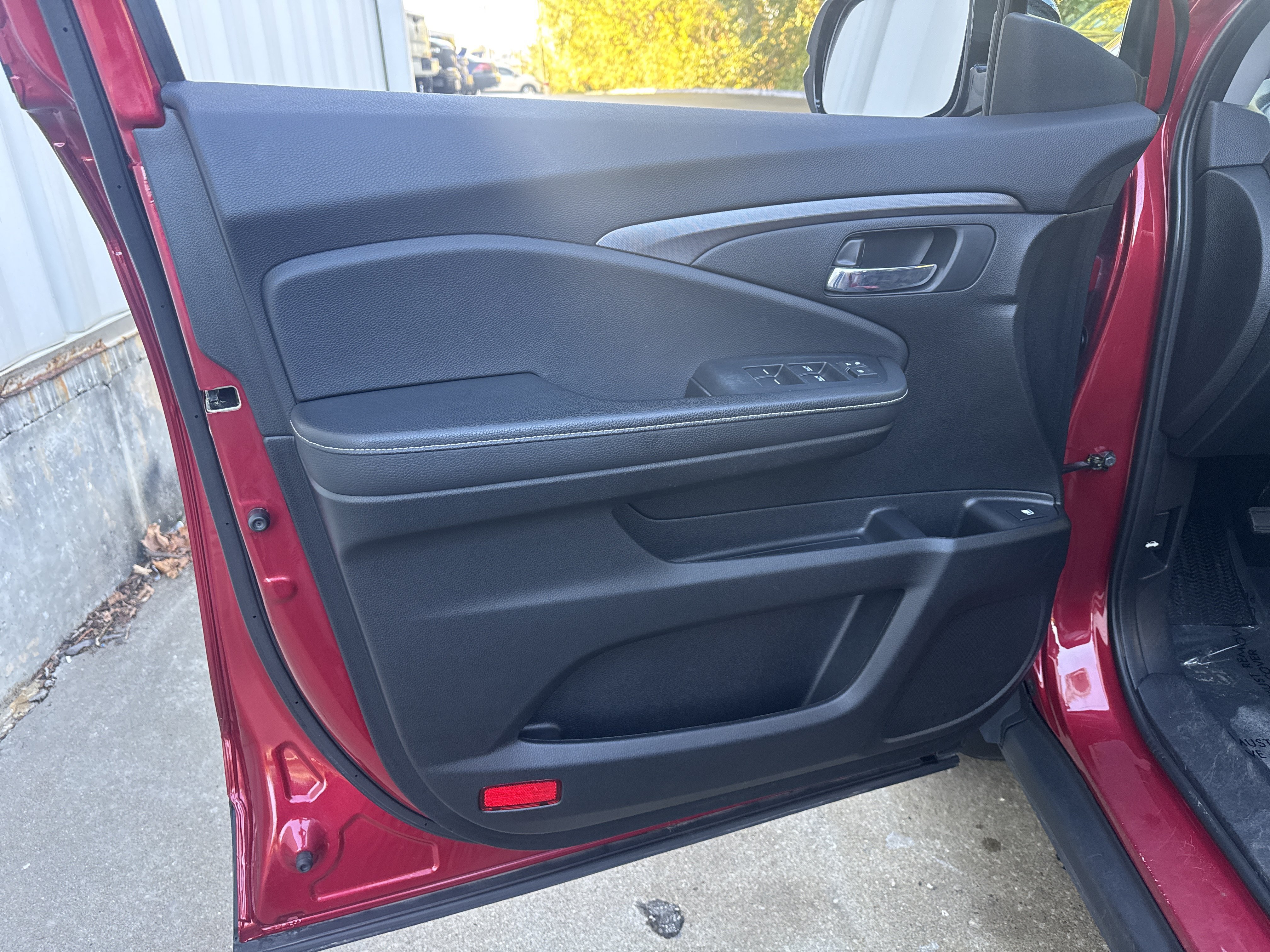 Used 2021 Honda Ridgeline Sport image 6
