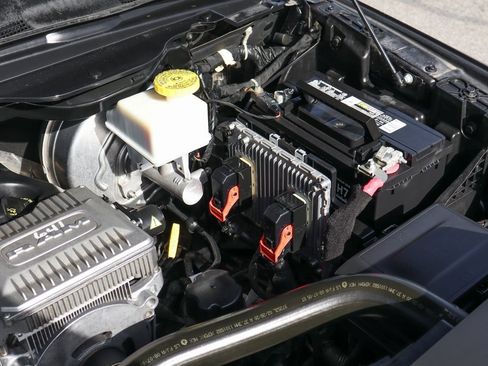 Used 2020 RAM 1500 Limited image 12