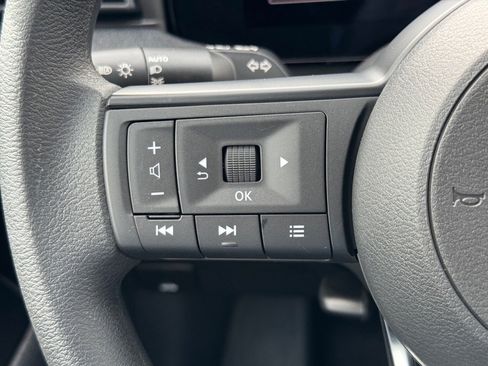 New 2025 Nissan Kicks SV image 16