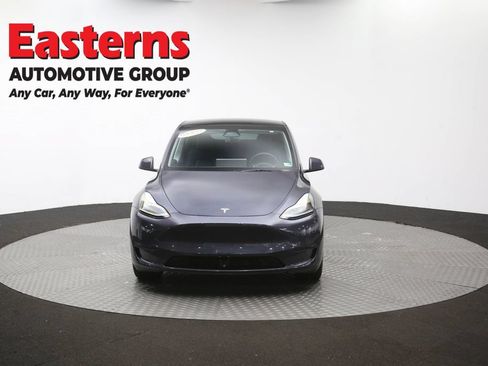 Used 2024 Tesla Model Y Long Range AWD/4WD image 45