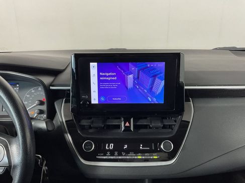 Used 2024 Toyota Corolla LE FWD image 13