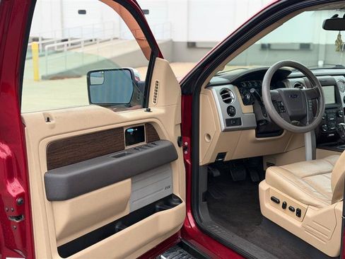 Used 2014 Ford F150 Lariat w/ Equipment Group 502A Luxury AWD/4WD image 11