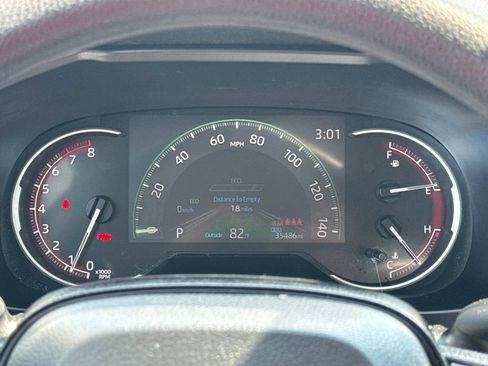Used 2024 Toyota RAV4 LE AWD/4WD image 17