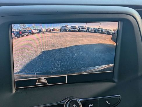 Used 2021 Chevrolet Camaro LT image 16