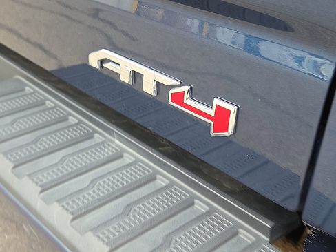 Certified 2020 GMC Sierra 1500 AT4 w/ AT4 Premium Package image 8