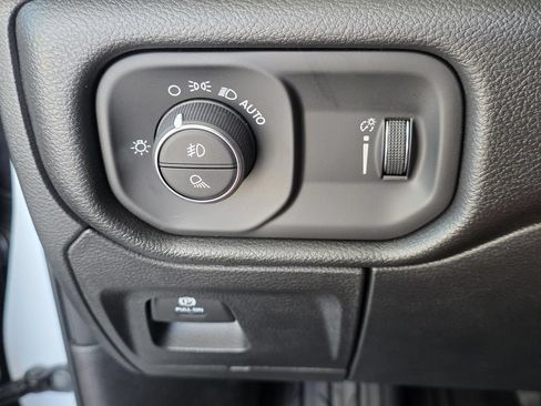 New 2026 RAM 1500 Express RWD image 21
