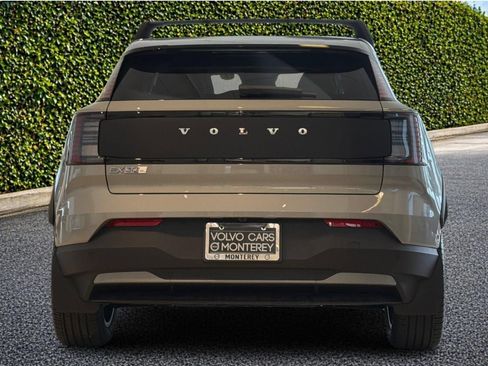 New 2026 Volvo EX30 Cross Country Ultra w/ Protection Package Premier AWD/4WD image 5