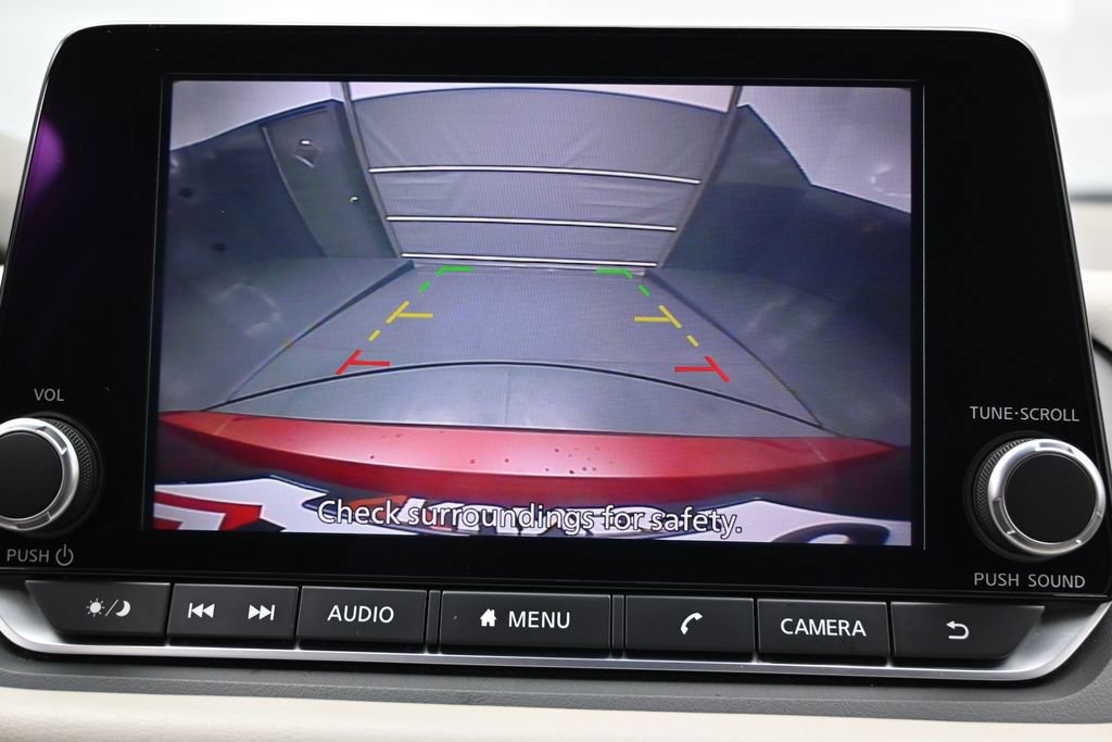 Used 2025 Nissan Rogue SV AWD/4WD image 38