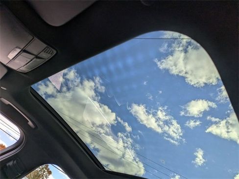 Used 2021 Mercedes-Benz C 300 4MATIC Sedan w/ Premium Package image 27