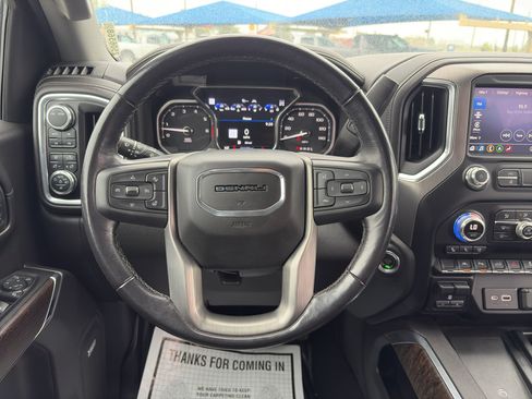 Used 2022 GMC Sierra 1500 Denali w/ Denali Premium Package AWD/4WD image 18