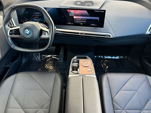 Used 2023 BMW iX xDrive50 w/ Premium Package image 14