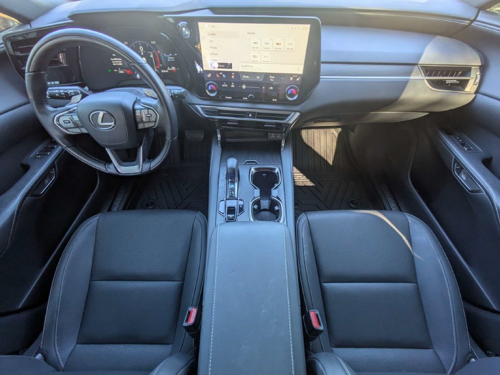 Used 2025 Lexus RX 350 Premium FWD image 16