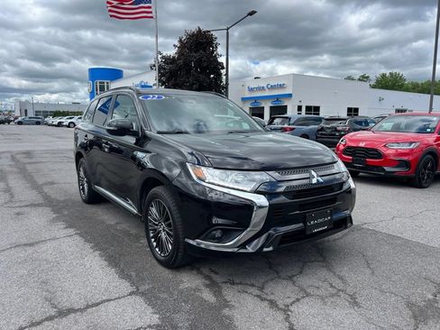 Used 2022 Mitsubishi Outlander GT AWD/4WD image 7